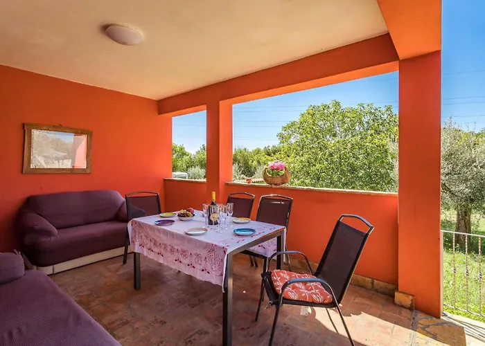 Vakantiehuis Pina Pula