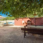 Pina * Пула